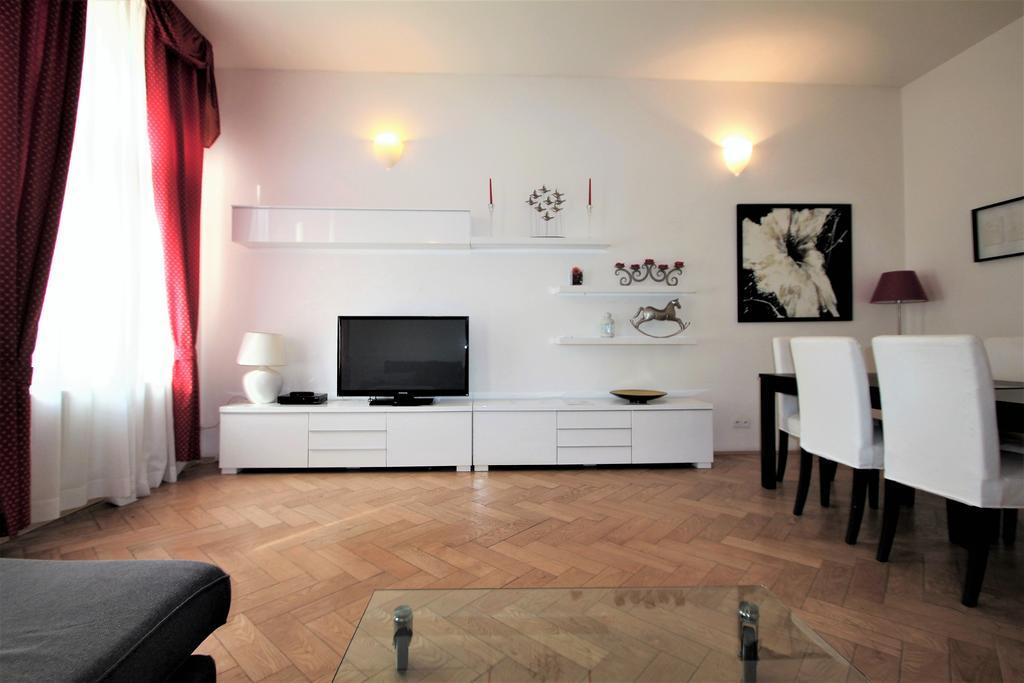 Residence Salvator - By Prague City Apartments מראה חיצוני תמונה